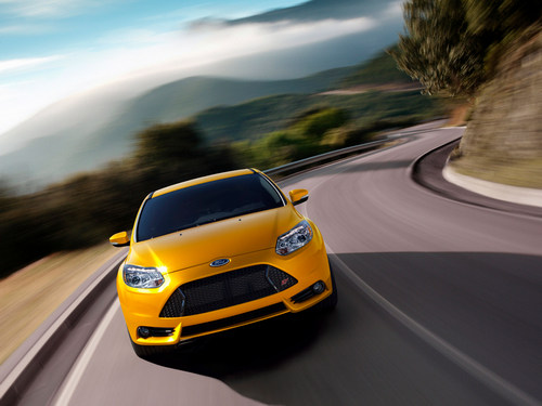 Обучение вождению автомобиля на механике от автошколы «Приоритет» в Воскресенске